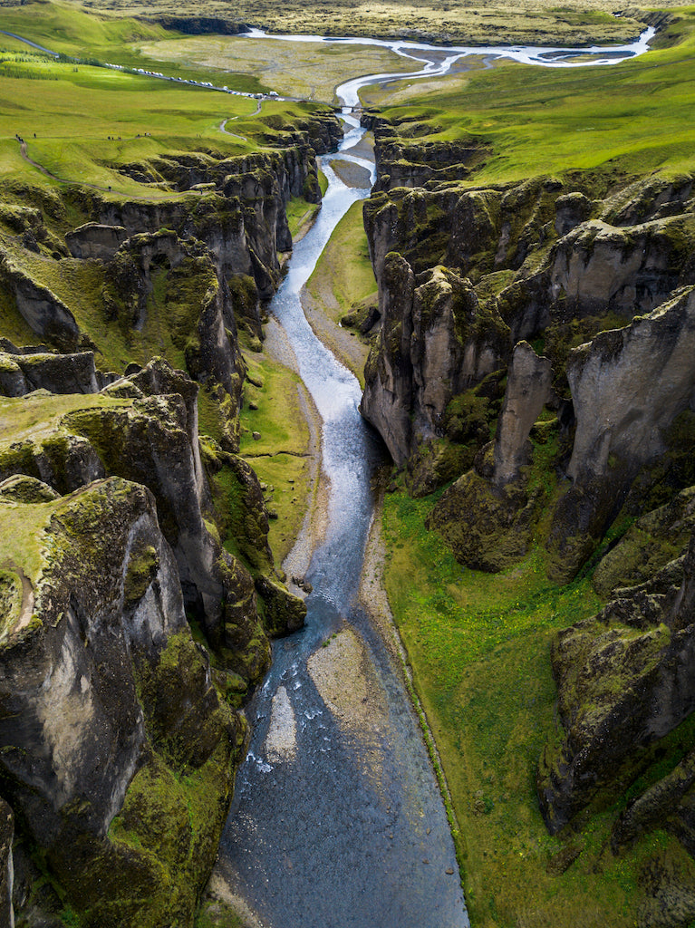 ICE004 - Fjaðrárgljúfur, Iceland.